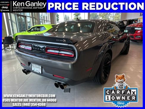 Used 2023 Dodge Challenger R/T Scat Pack RWD image 10