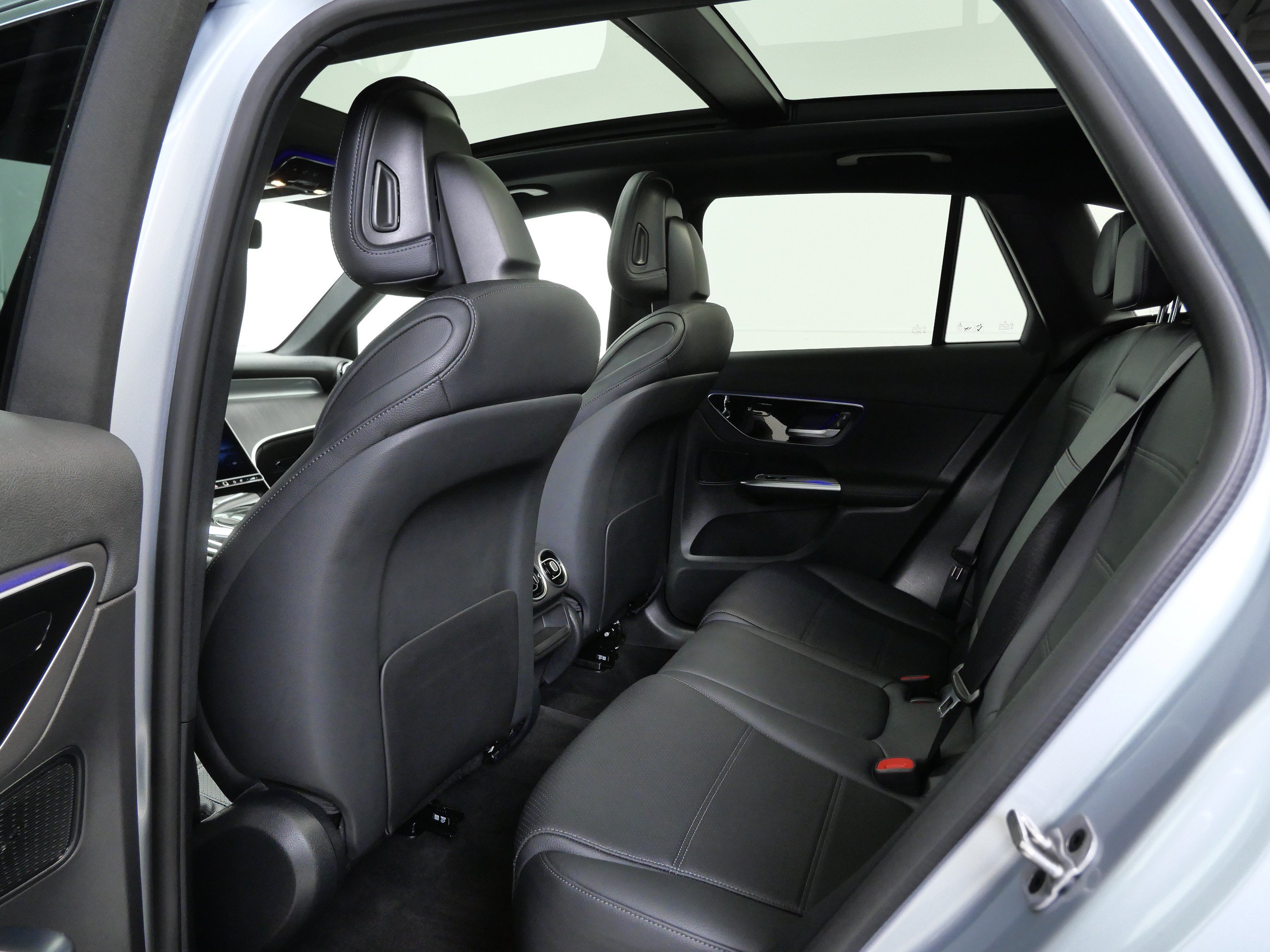 Certified 2026 Mercedes-Benz GLC 300 4MATIC image 15