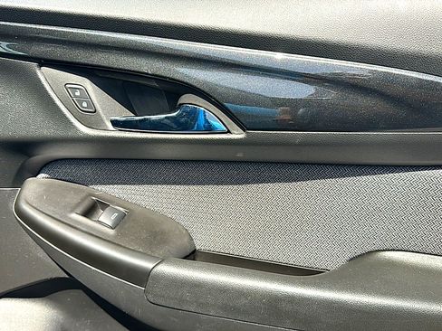 Used 2025 Chevrolet TrailBlazer LT FWD image 25