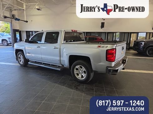 Used 2018 Chevrolet Silverado 1500 LT w/ Texas Edition AWD/4WD image 7