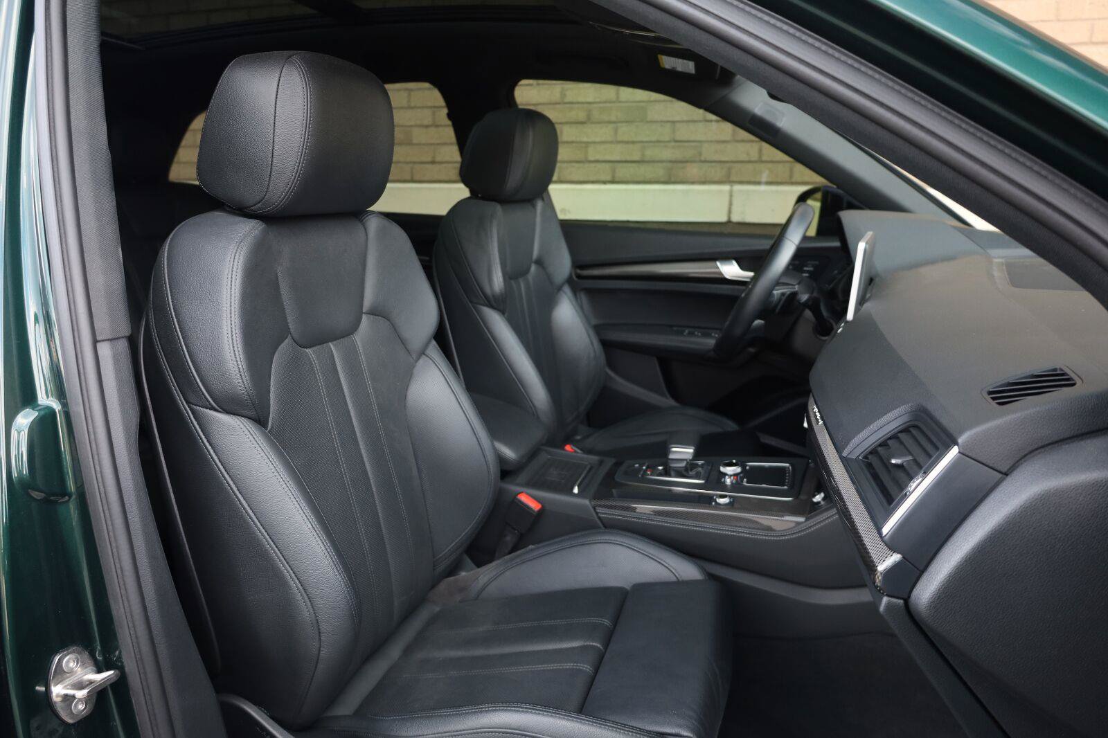 Used 2020 Audi SQ5 Prestige AWD/4WD image 30