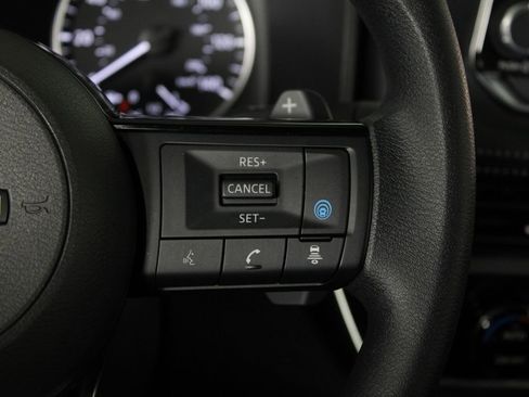 Certified 2023 Nissan Rogue SV FWD image 27
