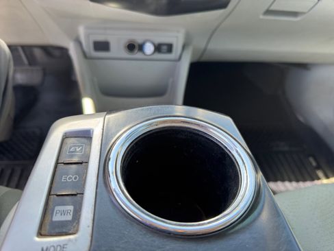 Used 2013 Toyota Prius V Two FWD image 20