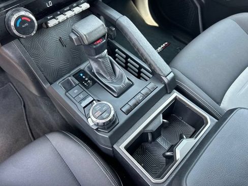 Used 2025 Toyota Tacoma TRD Off-Road AWD/4WD image 25