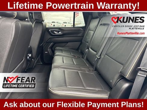 Used 2024 GMC Yukon SLT AWD/4WD image 25
