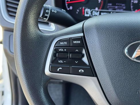 Used 2021 Hyundai Accent SE image 10