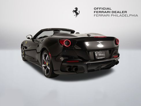 Certified 2022 Ferrari Portofino M RWD image 6