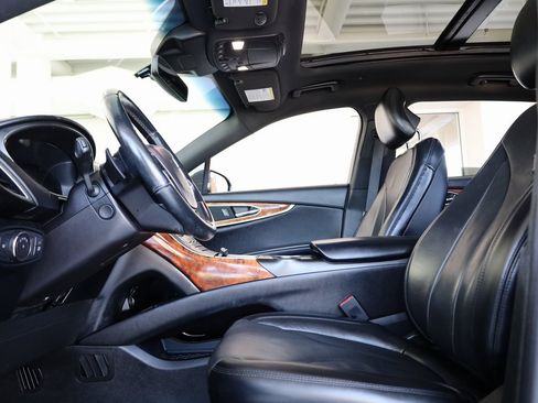 Used 2019 Lincoln Nautilus Reserve image 31