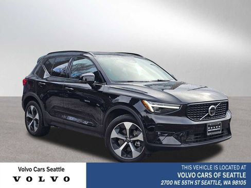 Certified 2025 Volvo XC40 B5 Plus w/ Protection Package Premier image 1