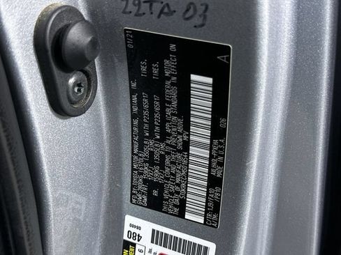 Used 2021 Toyota Sienna LE FWD image 35