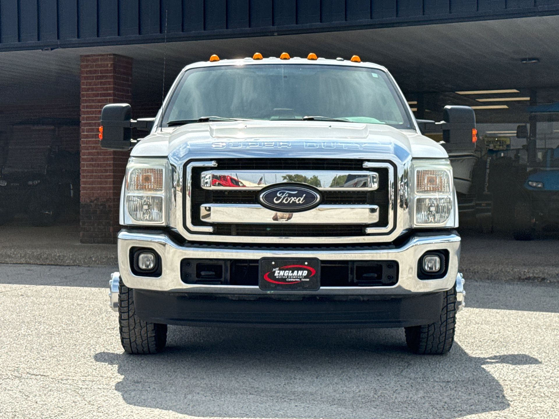 Used 2014 Ford F350 Lariat w/ Lariat Interior Package AWD/4WD image 2
