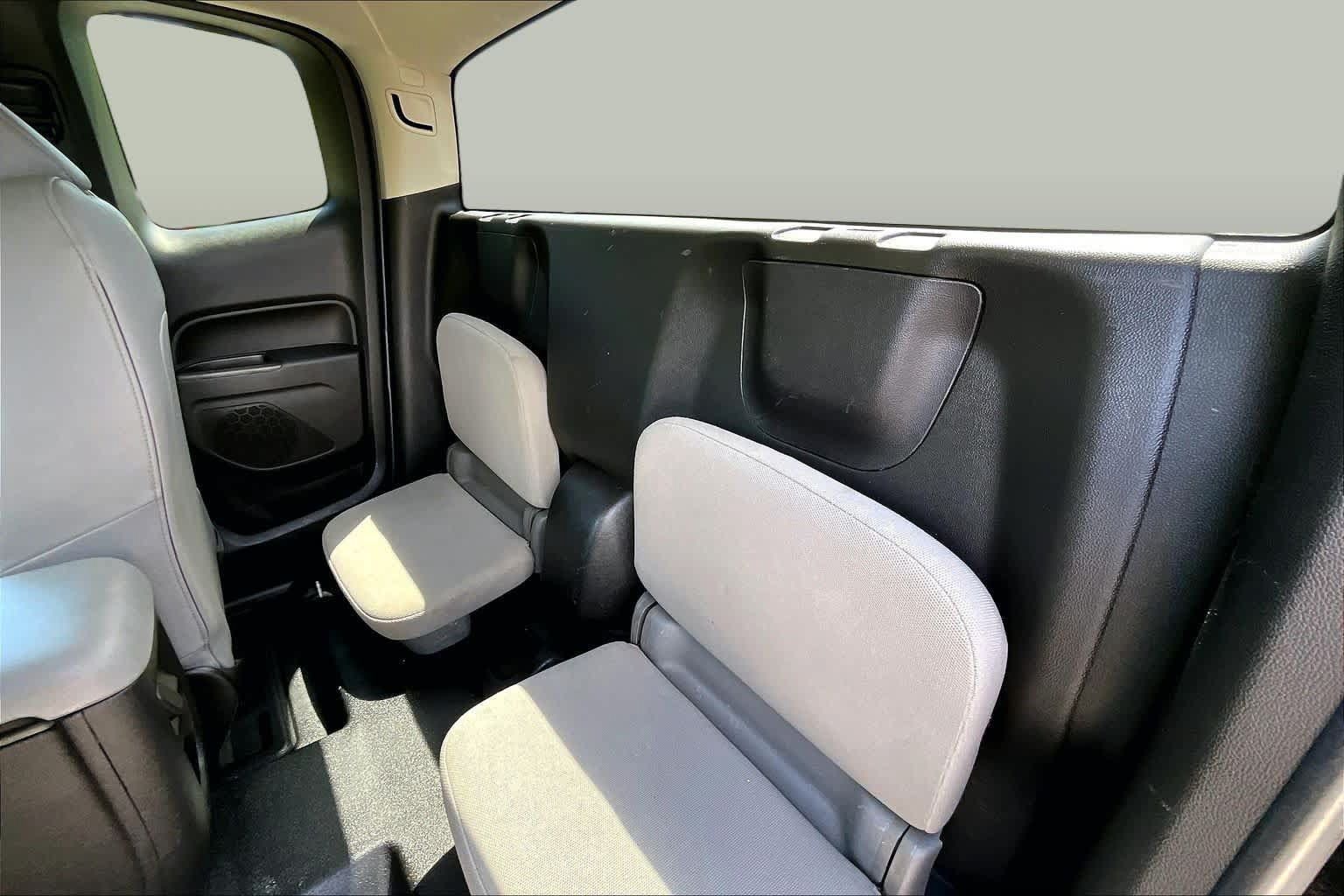 Used 2017 GMC Canyon SL RWD image 21