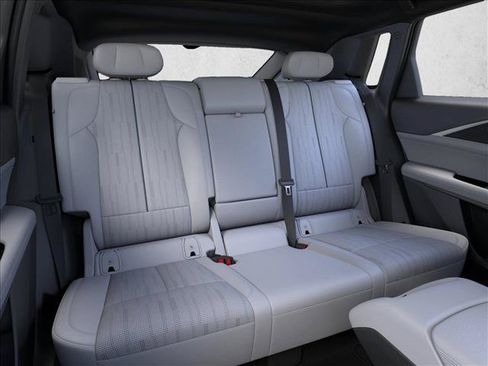 New 2026 Cadillac Lyriq Luxury RWD image 17