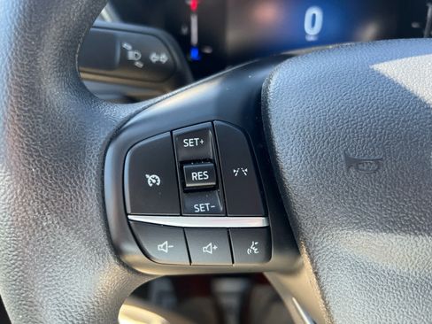 Used 2025 Ford Escape Active AWD/4WD image 15