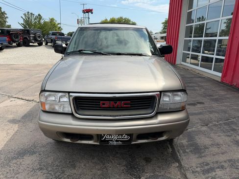 Used 2001 GMC Jimmy SLE AWD/4WD image 3