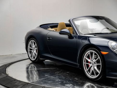 Used 2015 Porsche 911 Carrera S image 28