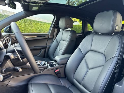 New 2026 Porsche Macan S AWD/4WD image 5