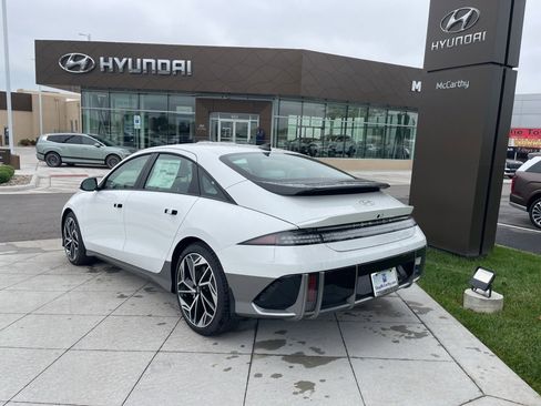 New 2025 Hyundai Ioniq 6 SEL image 3