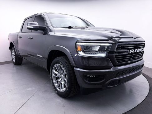 Used 2022 RAM 1500 Laramie w/ Sport Appearance Package AWD/4WD image 9