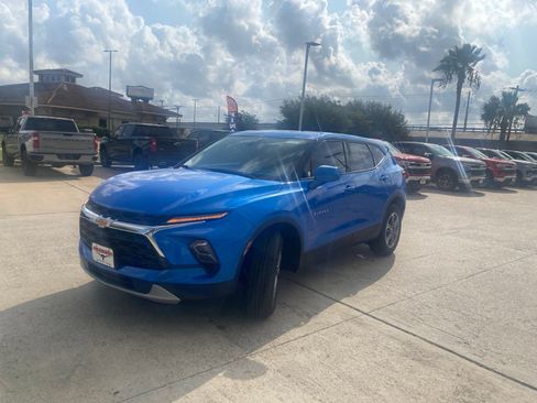 New 2026 Chevrolet Blazer LT w/ LPO, Floor Liner Package FWD image 3