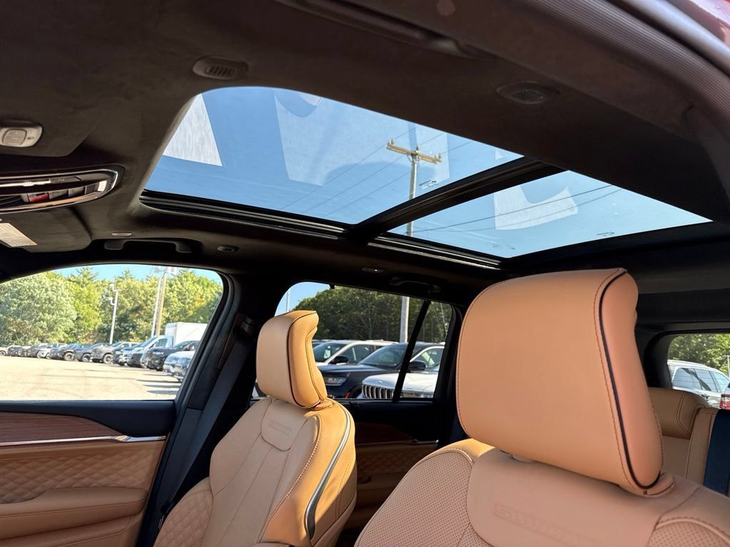 New 2027 Jeep Grand Cherokee Summit AWD/4WD image 16