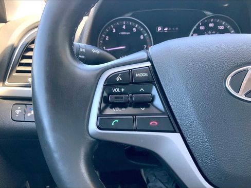 Used 2018 Hyundai Elantra Value Edition FWD image 23