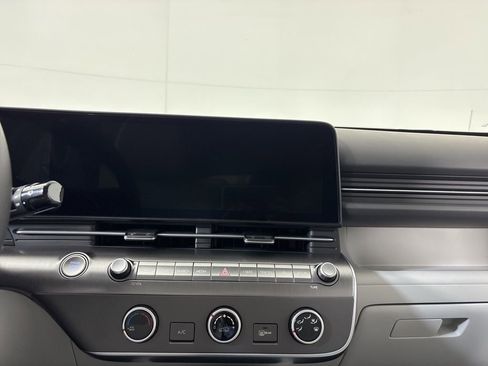 New 2026 Hyundai Kona SE image 23