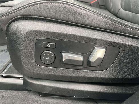 Used 2019 BMW X5 xDrive40i w/ Premium Package 2 image 18