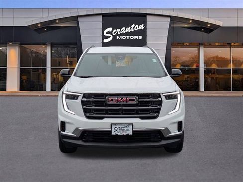 New 2026 GMC Acadia Elevation image 8