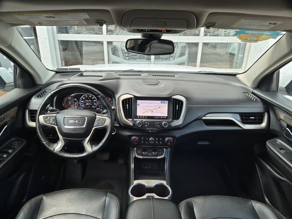 Used 2023 GMC Terrain Denali w/ LPO, Floor Liner Package AWD/4WD image 32