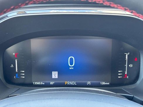 Used 2024 Ford Escape ST-Line w/ Tech Pack #1 AWD/4WD image 19