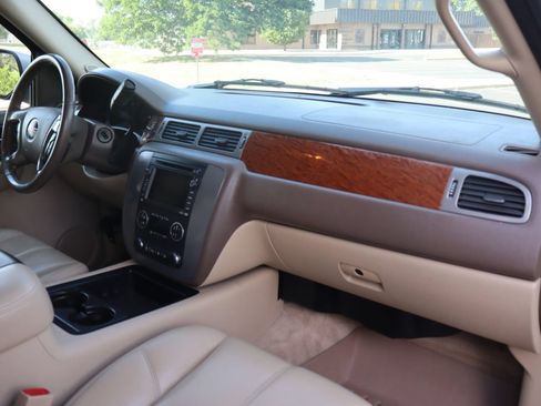 Used 2008 GMC Yukon SLT AWD/4WD image 17