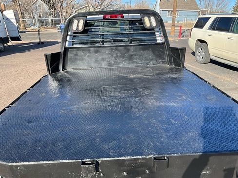 Used 2018 RAM 3500 Tradesman w/ Chrome Appearance Group image 16