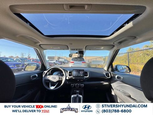 New 2026 Hyundai Venue SEL image 4