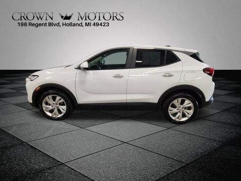 Used 2024 Buick Encore GX Preferred w/ Comfort Package FWD image 6