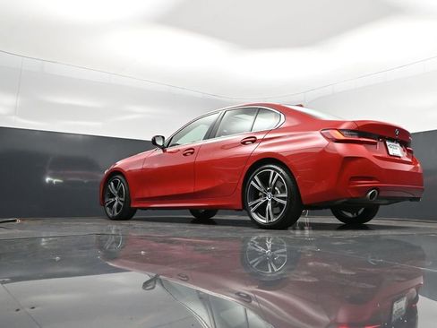 Certified 2024 BMW 330i Sedan image 40