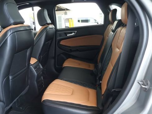 Used 2024 Ford Edge Titanium w/ Titanium Elite Package AWD/4WD image 14