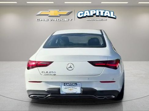 Used 2025 Mercedes-Benz CLA 250 image 4