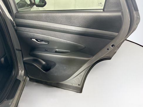 Used 2025 Hyundai Tucson SEL FWD image 30