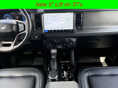 Used 2025 Ford Bronco Badlands AWD/4WD image 15