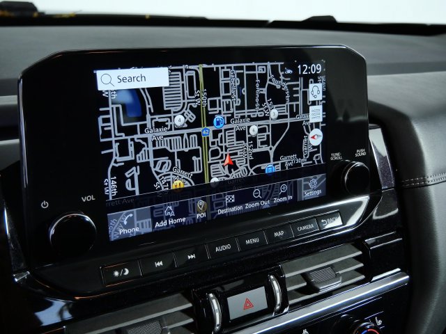 Used 2023 Nissan Pathfinder Platinum AWD/4WD image 22