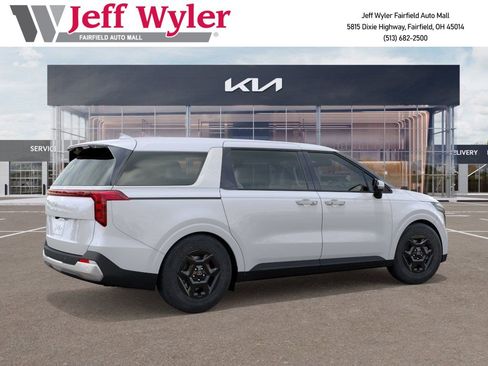 New 2026 Kia Carnival LXS image 7