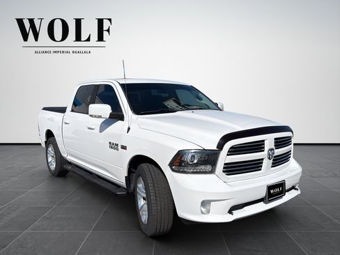 Used 2016 RAM 1500 Sport w/ Sport Premium Group AWD/4WD image 8