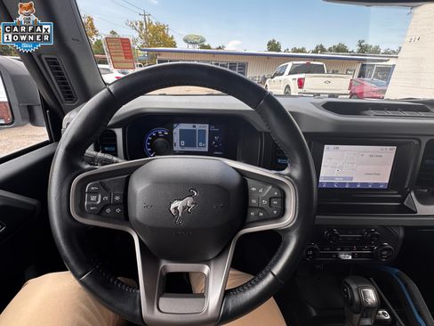 Used 2023 Ford Bronco Black Diamond AWD/4WD image 15