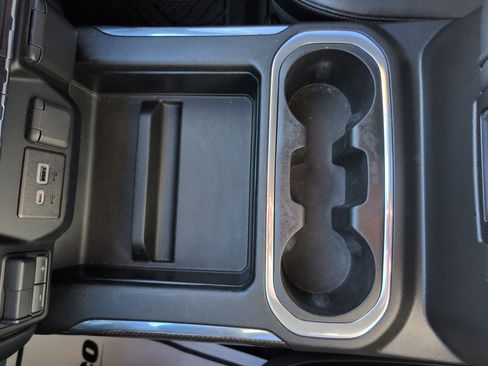 Used 2020 Chevrolet Silverado 1500 LT Trail Boss image 25