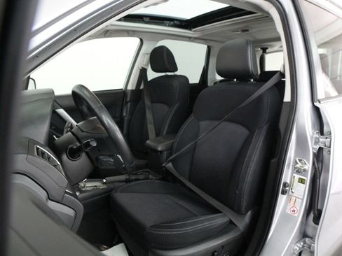 Used 2018 Subaru Forester 2.5i Premium AWD/4WD image 45
