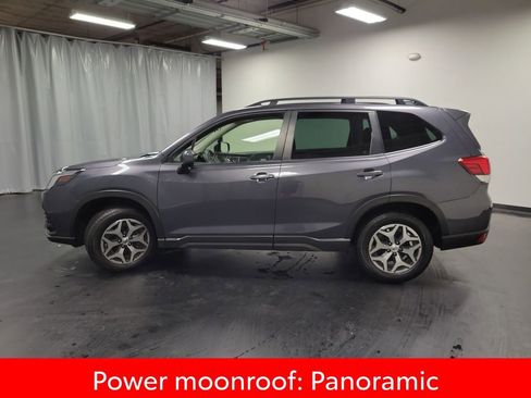 Used 2023 Subaru Forester Premium AWD/4WD image 5