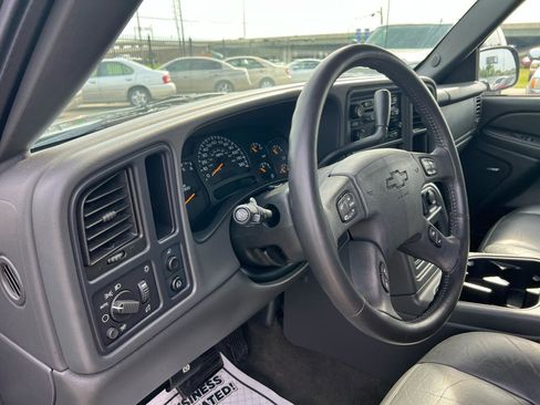 Used 2004 Chevrolet Silverado 1500 LS RWD image 40