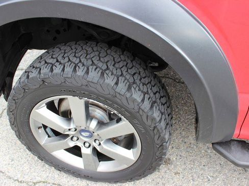 Used 2015 Ford F150 XLT w/ Equipment Group 302A Luxury image 3