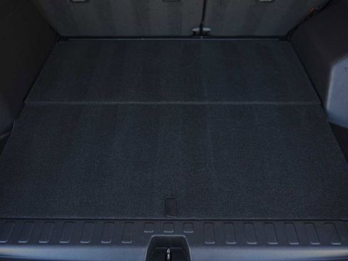 Used 2024 Chevrolet Equinox LT image 27